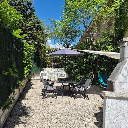 Cool Basement Studio In Hosts House With Private Terrace And Bbq Zizur Mayor Exterior photo